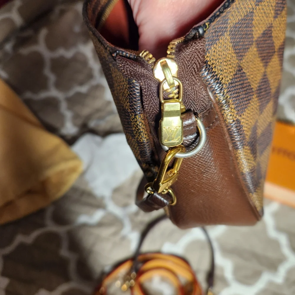 LOUIS VUITTON DAMIER TROUSSE MAKEUP HANDBAG DATE STAMPED SP1014 w/COA - Picture 14 of 16
